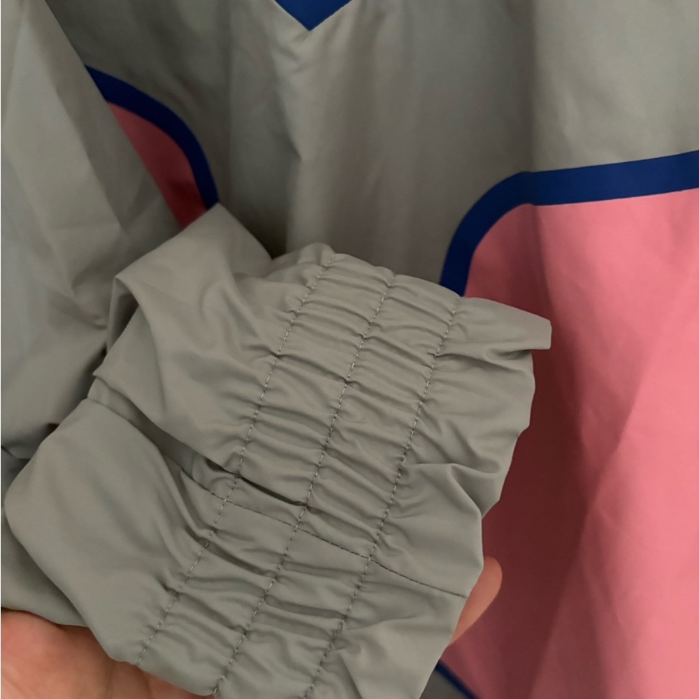 Adidas Pink and Gray Ski Jacket with Chevron Design - Picture 11 of 12